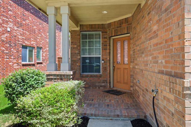 629 Lake City Drive, Lewisville, TX 75056