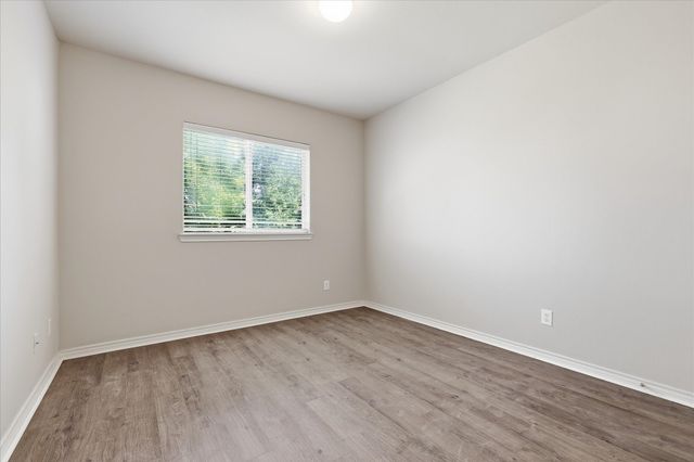629 Lake City Drive, Lewisville, TX 75056