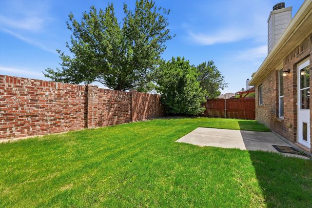 629 Lake City Drive, Lewisville, TX 75056