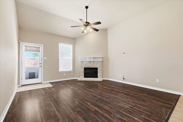 629 Lake City Drive, Lewisville, TX 75056