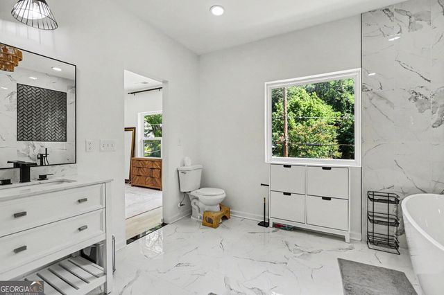 1278 Plaza Avenue SW # B, Atlanta, GA 30310