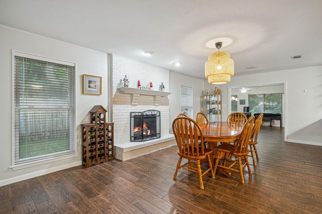 213 Olde Post Road, Niceville, FL 32578