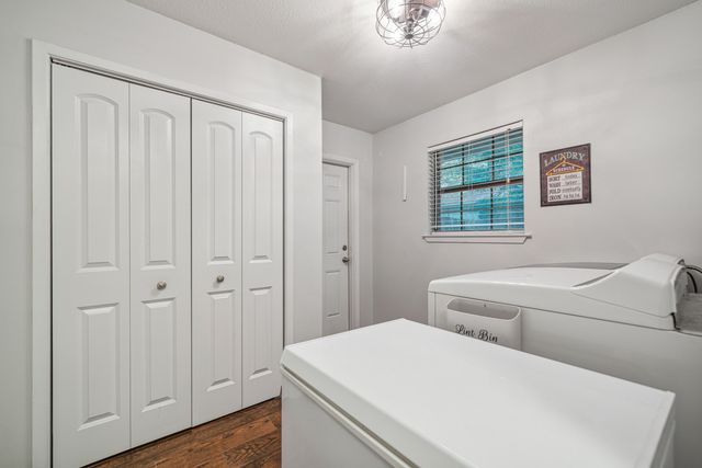 213 Olde Post Road, Niceville, FL 32578