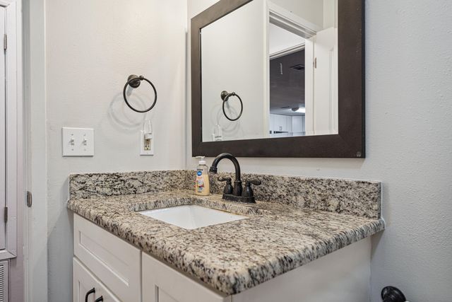 213 Olde Post Road, Niceville, FL 32578