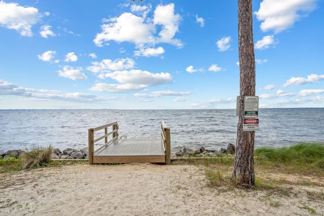 213 Olde Post Road, Niceville, FL 32578