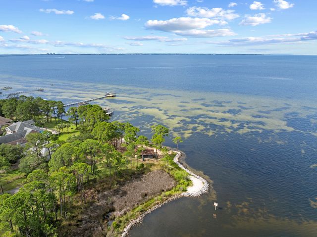 213 Olde Post Road, Niceville, FL 32578