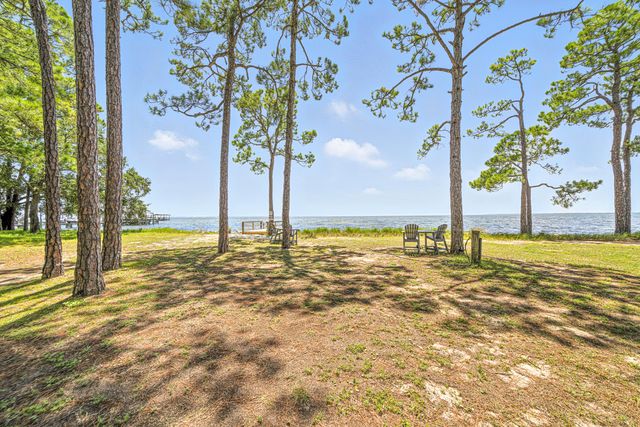 213 Olde Post Road, Niceville, FL 32578