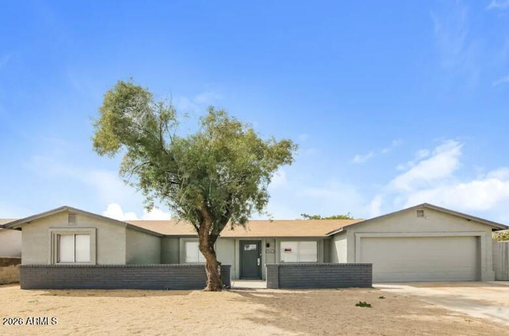 4512 N 81ST Drive, Phoenix, AZ 85033