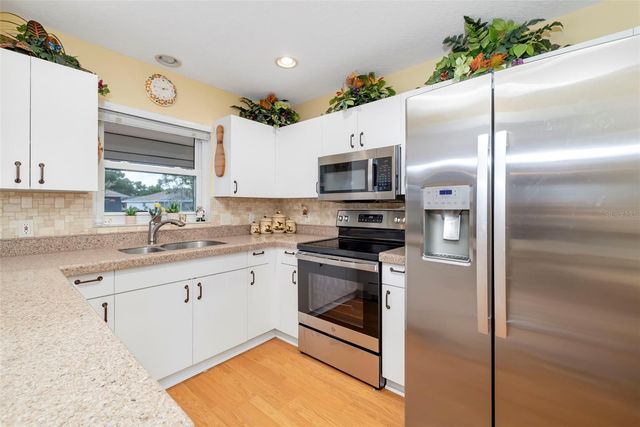 2062 OLD ARBOR COURT, Sarasota, FL 34232