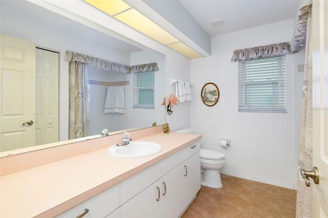 2062 OLD ARBOR COURT, Sarasota, FL 34232