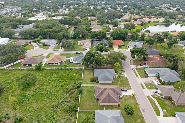 2062 OLD ARBOR COURT, Sarasota, FL 34232