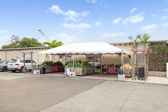 2062 OLD ARBOR COURT, Sarasota, FL 34232