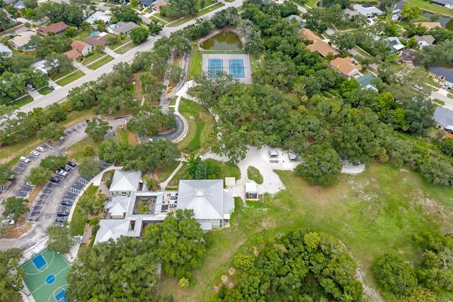 2062 OLD ARBOR COURT, Sarasota, FL 34232