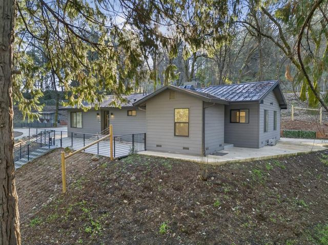 745 Crother Rd, Meadow Vista, CA 95722