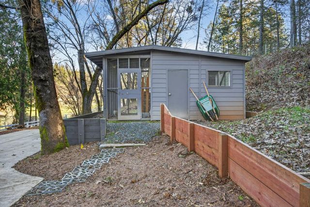 745 Crother Rd, Meadow Vista, CA 95722