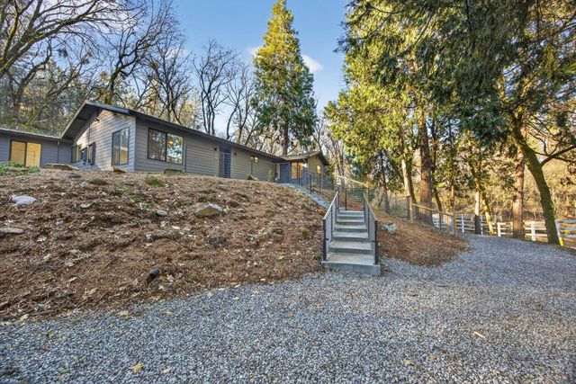 745 Crother Rd, Meadow Vista, CA 95722