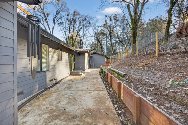 745 Crother Rd, Meadow Vista, CA 95722