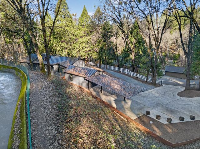 745 Crother Rd, Meadow Vista, CA 95722