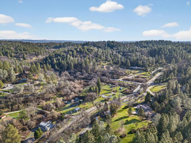 745 Crother Rd, Meadow Vista, CA 95722