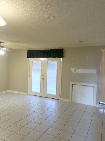 2 Hickory Ct, Antioch, TN 37013
