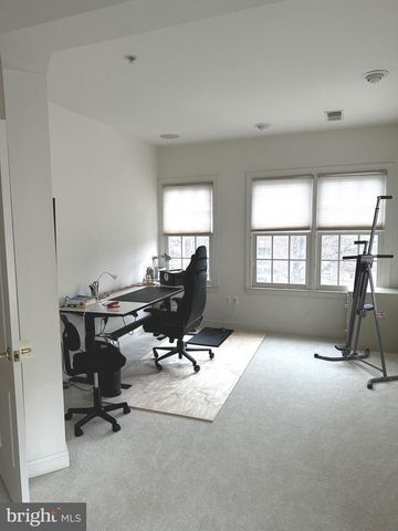 1607 SENECA AVE, Mclean, VA 22102