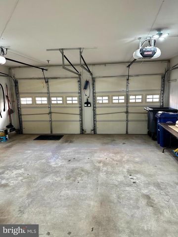 1607 SENECA AVE, Mclean, VA 22102