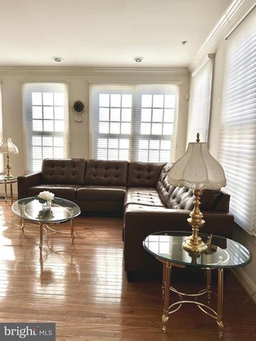 1607 SENECA AVE, Mclean, VA 22102