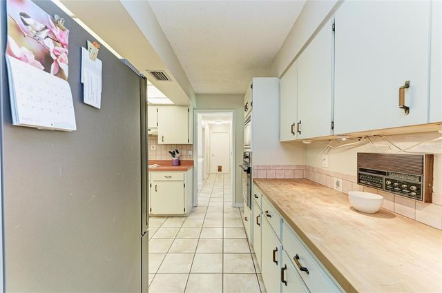 4328 LOST FOREST LANE, Sarasota, FL 34235