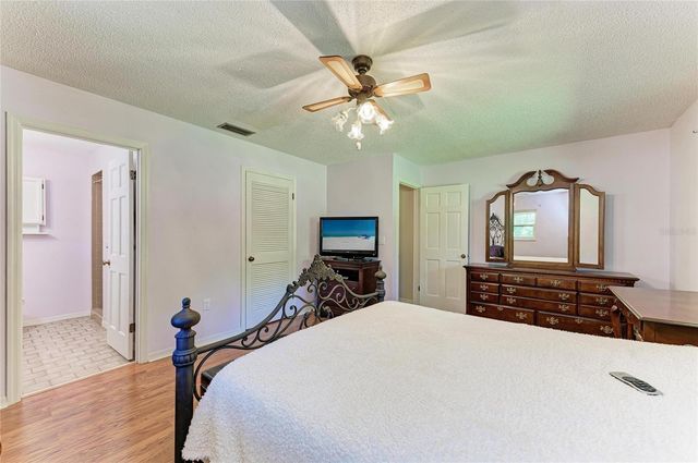 4328 LOST FOREST LANE, Sarasota, FL 34235