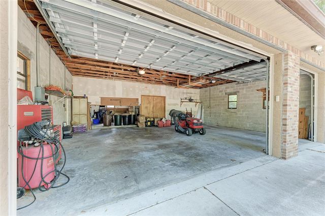 4328 LOST FOREST LANE, Sarasota, FL 34235