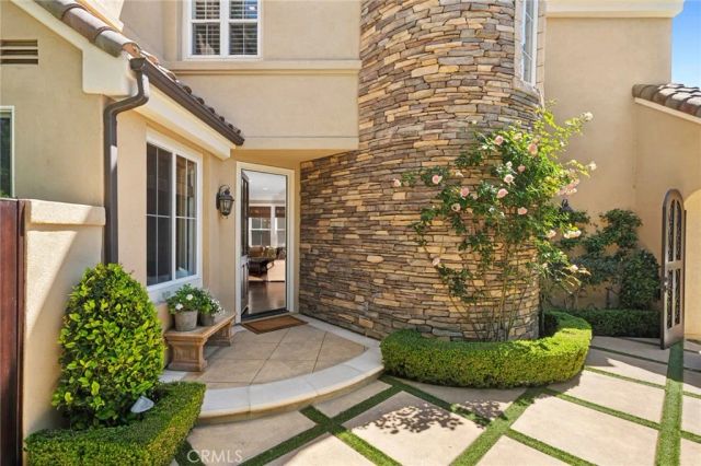 25 Lyon, Newport Coast, CA 92657
