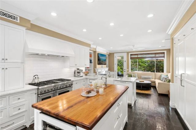 25 Lyon, Newport Coast, CA 92657