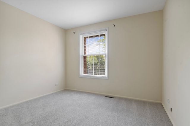 1250 Park Avenue W 421, Highland Park, IL 60035