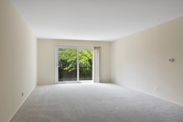 1250 Park Avenue W 421, Highland Park, IL 60035