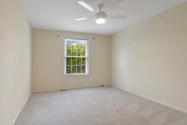 1250 Park Avenue W 421, Highland Park, IL 60035