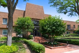 1250 Park Avenue W 421, Highland Park, IL 60035