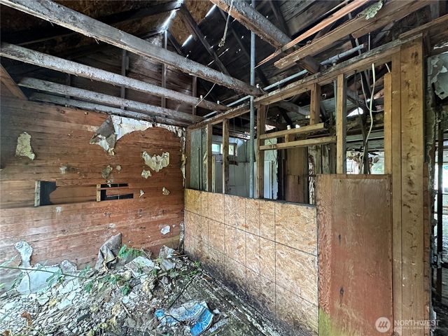 18646 Byers Road SE, Maple Valley, WA 98038