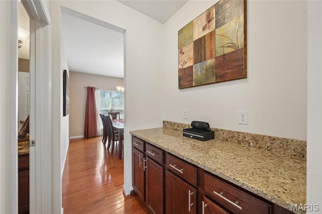 965 Arbor Run Court, Manchester, MO 63021