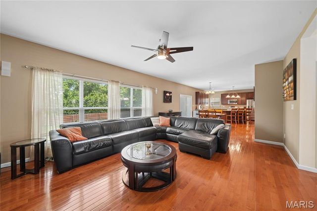 965 Arbor Run Court, Manchester, MO 63021