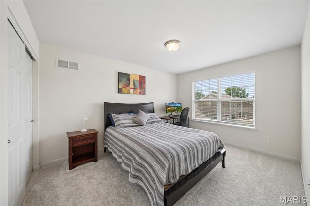 965 Arbor Run Court, Manchester, MO 63021
