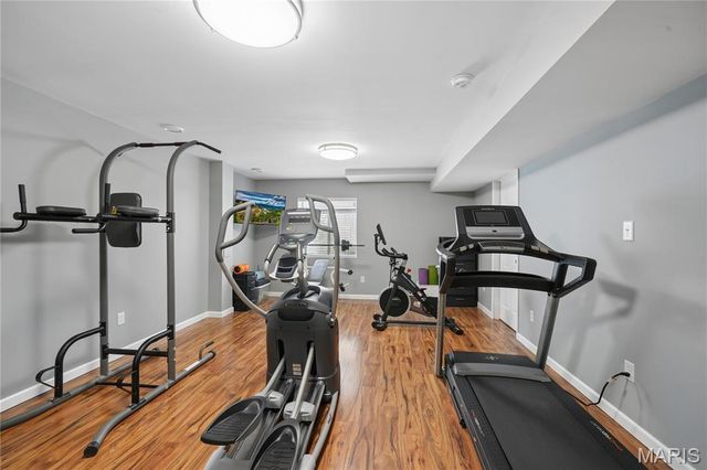 965 Arbor Run Court, Manchester, MO 63021