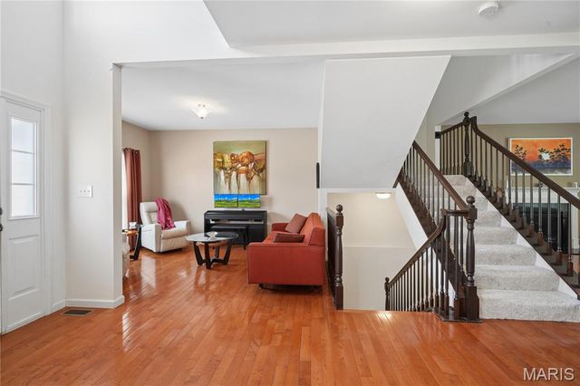 965 Arbor Run Court, Manchester, MO 63021