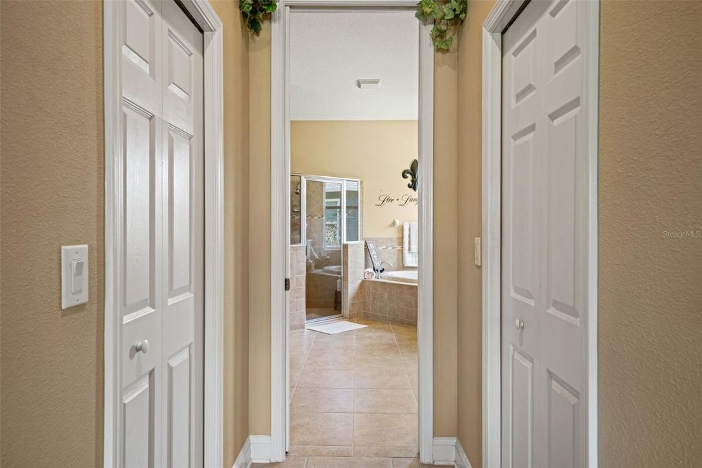 Image 26 of property listing at 3303 STONEGATE FALLS DRIVE, Land O Lakes, FL 34638