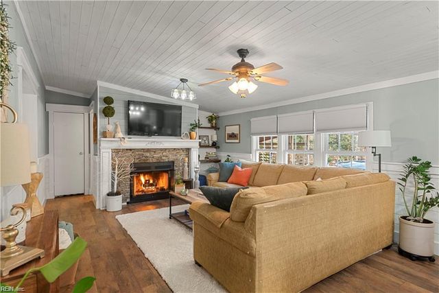 8860 Pineview RD, Suffolk, VA 23437