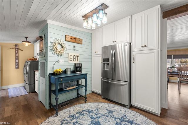 8860 Pineview RD, Suffolk, VA 23437