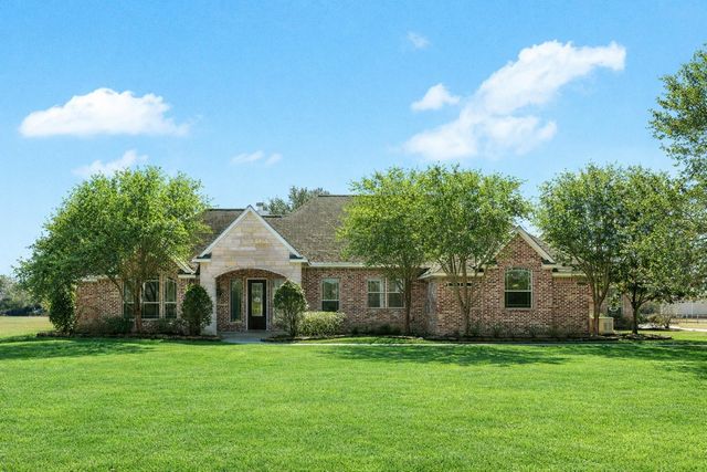 500 Burwell Road, Highlands, TX 77562