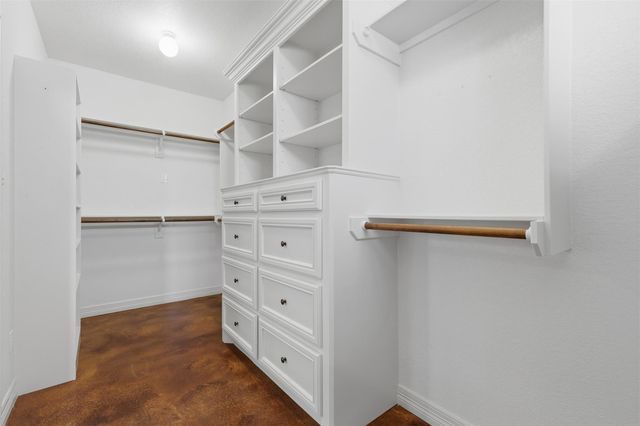 500 Burwell Road, Highlands, TX 77562