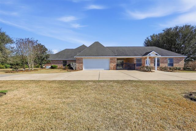 500 Burwell Road, Highlands, TX 77562