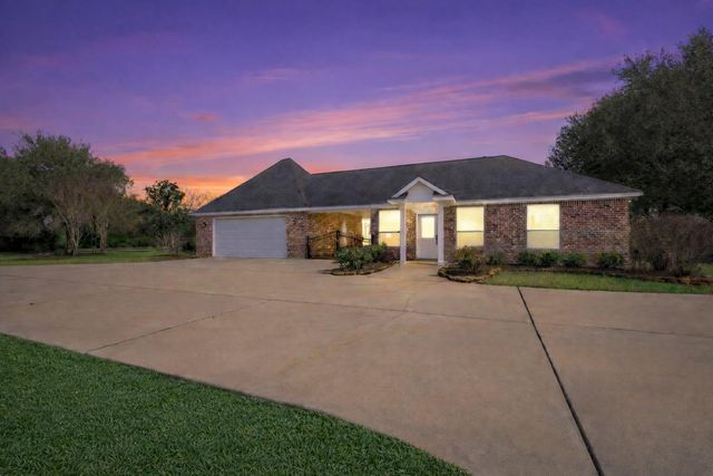 500 Burwell Road, Highlands, TX 77562