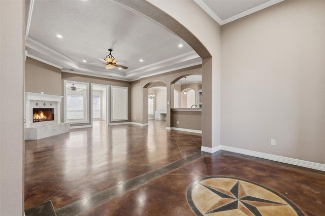 500 Burwell Road, Highlands, TX 77562